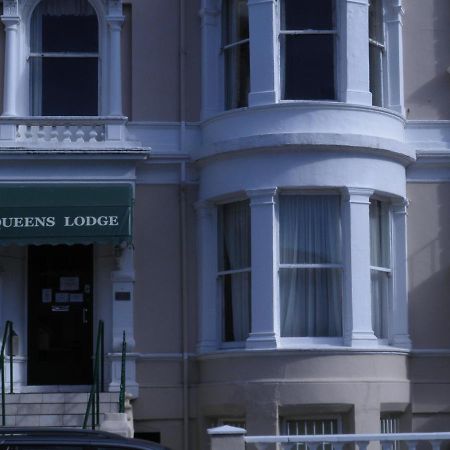 Queens Lodge ランディドノー エクステリア 写真
