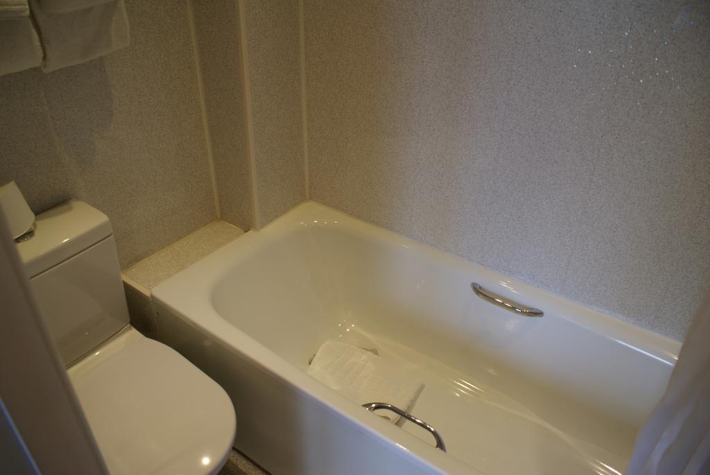 Queens Lodge ランディドノー エクステリア 写真